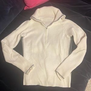 Athleta womens ski sweater, older but classic and clean, Size Medium feels small